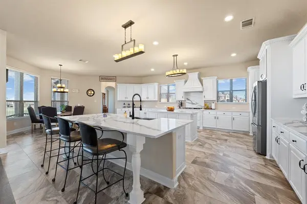 761 Kensington Drive, Mclendon Chisholm, TX 75032