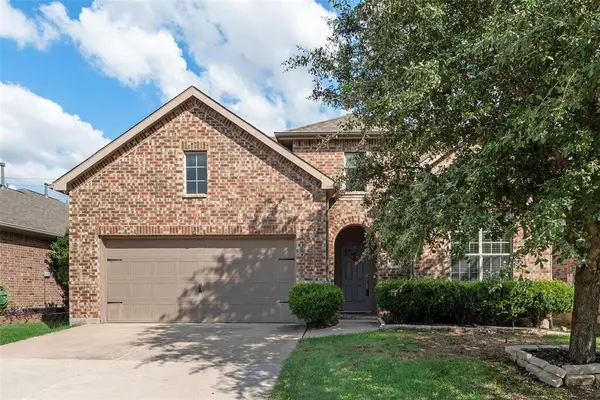 221 Bluefinch Drive, Little Elm, TX 75068