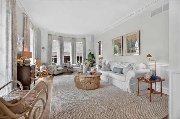 6331 Waggoner Drive, Dallas, TX 75230