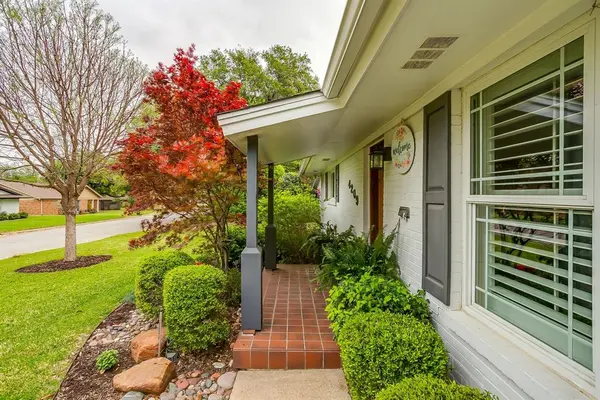 4209 Bilglade Road, Fort Worth, TX 76109