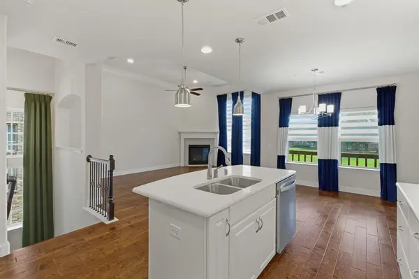 564 Waterloo Drive, Lewisville, TX 75067