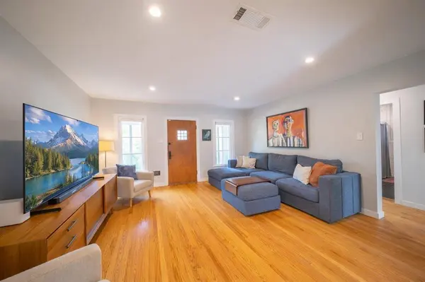 627 N Oak Cliff Boulevard, Dallas, TX 75208