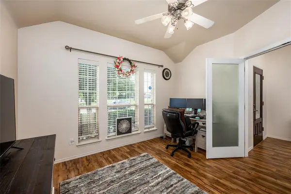 824 Golden Bear Lane, Mckinney, TX 75072