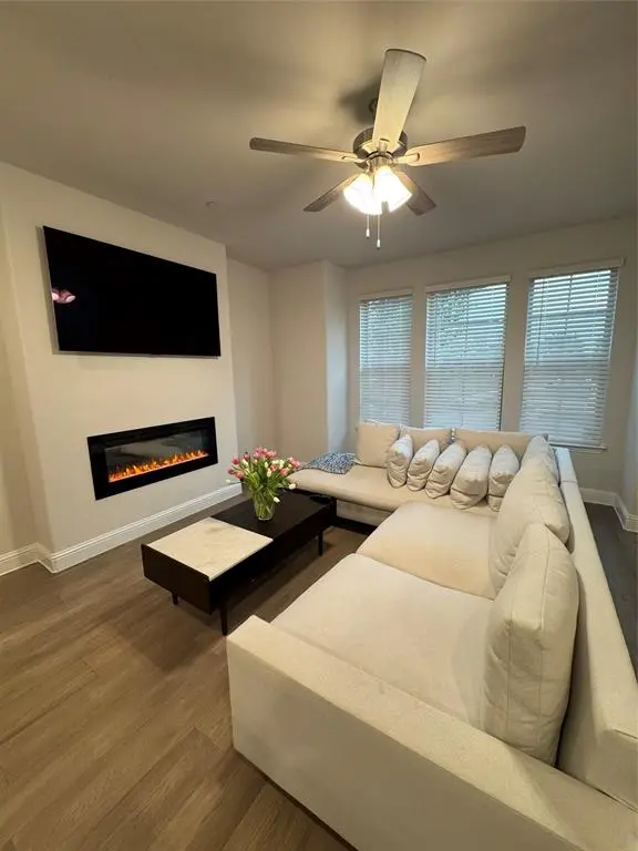 7849 Sunset Boulevard, Rowlett, TX 75088