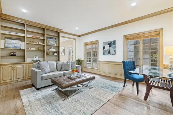 4320 Southwestern Boulevard, University Park, TX 75225