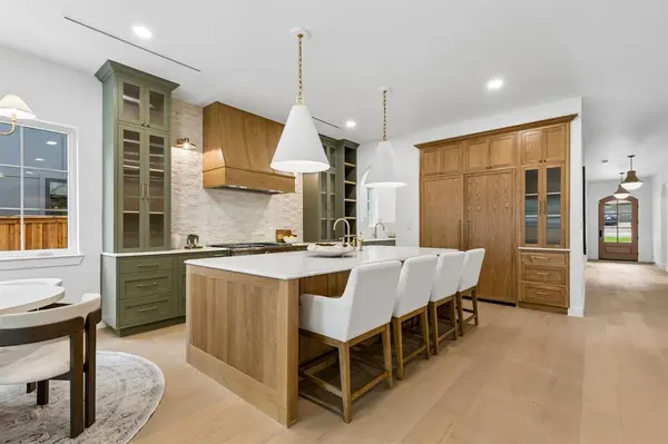 7107 Coronado Avenue, Dallas, TX 75214