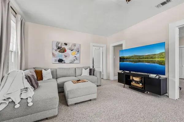 5802 Richmond Avenue, Dallas, TX 75206