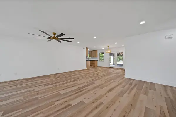 5617 Wharton Drive, Fort Worth, TX 76133