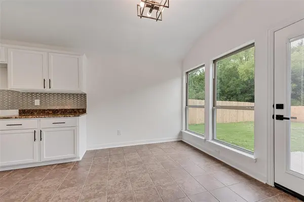 2718 Mossglen Drive, Dallas, TX 75227