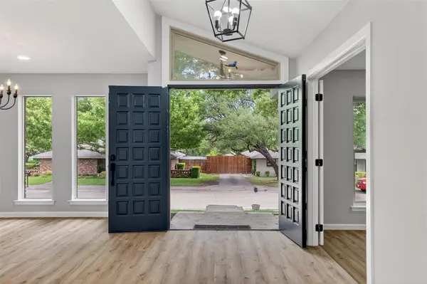 3204 Greenbriar Lane, Plano, TX 75074