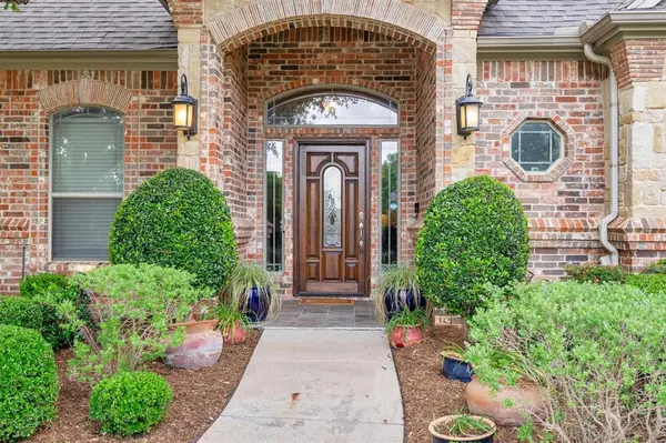 8120 Belmont Court, North Richland Hills, TX 76182