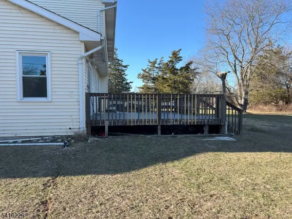 15B Delar Pkwy, Franklin Twp., NJ 08823