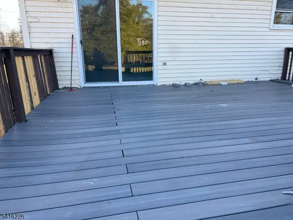 15B Delar Pkwy, Franklin Twp., NJ 08823