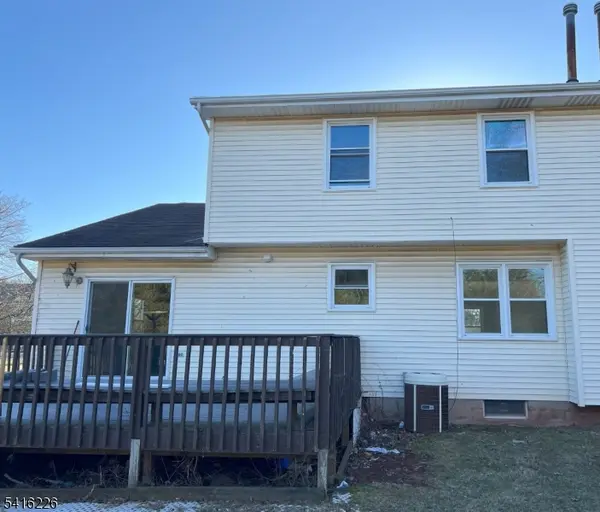 15B Delar Pkwy, Franklin Twp., NJ 08823