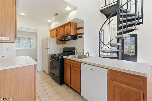 8 Augusta Dr #8, Vernon Twp., NJ 07462