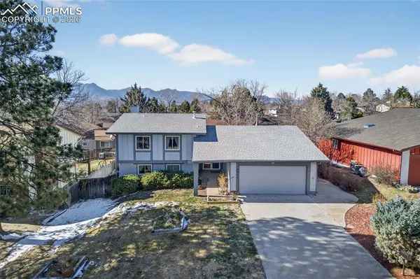 5840 Del Paz DR, Colorado Springs, CO 80918