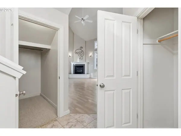 482 COVEY LN, Eugene, OR 97401