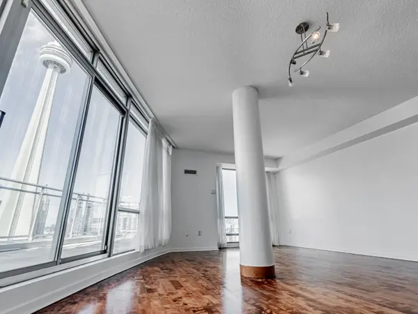 3 Navy Wharf CT #2908, Toronto C01, ON M5V 3V1