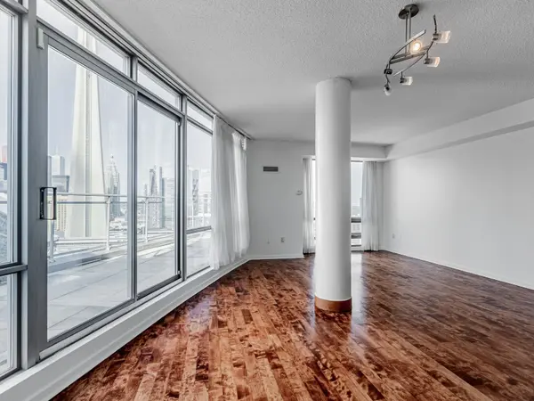 3 Navy Wharf CT #2908, Toronto C01, ON M5V 3V1