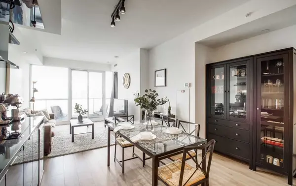 70 Temperance ST #4317, Toronto C01, ON M5H 0B1