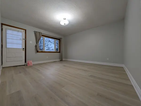 459 Wilson RD N #Unit 2, Oshawa, ON L1G 6E8