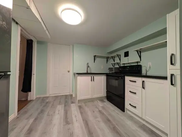 459 Wilson RD N #Unit 2, Oshawa, ON L1G 6E8