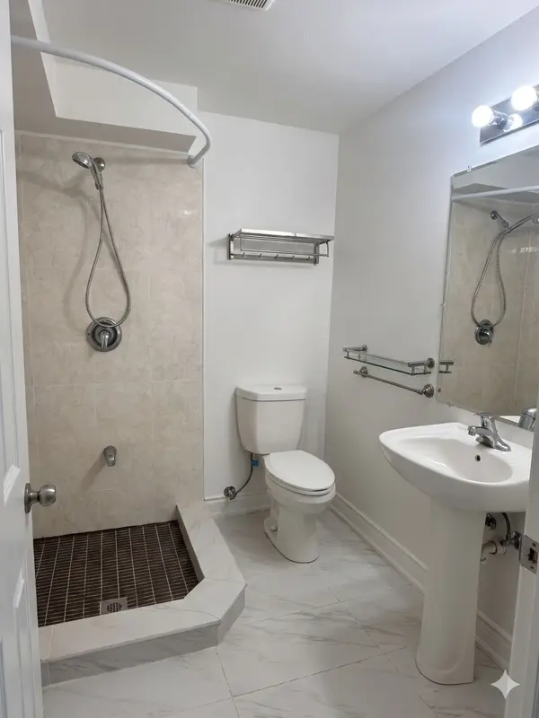 42 Mohandas DR, Markham, ON L3S 0E5