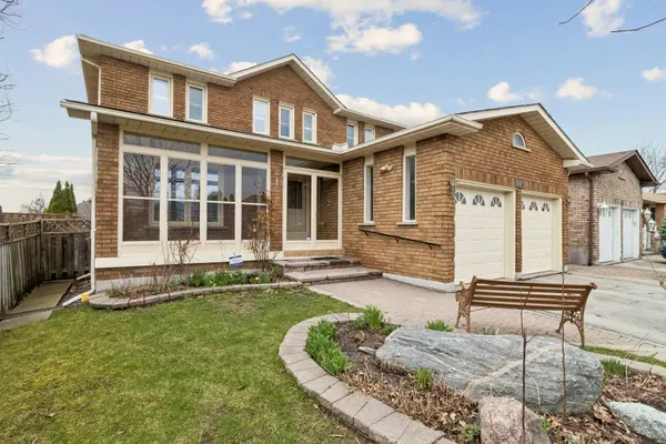 149 Castlehill RD, Vaughan, ON L6A 1N7