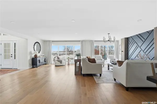 115 Whiteswan DRIVE, Saskatoon, SK S7K 4M5