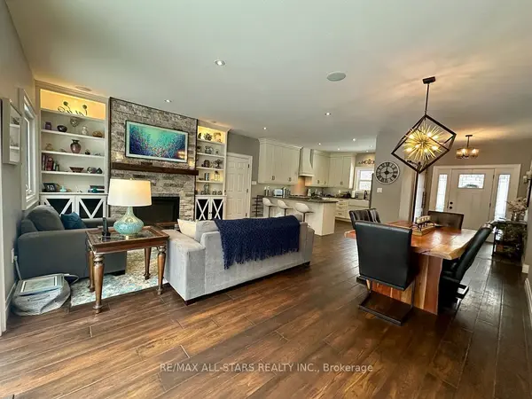 316 1/2 Riverside DR, Kawartha Lakes, ON K0M 1A0