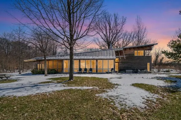 97A 12th Line RD, Frontenac Islands, ON K0H 2Y0