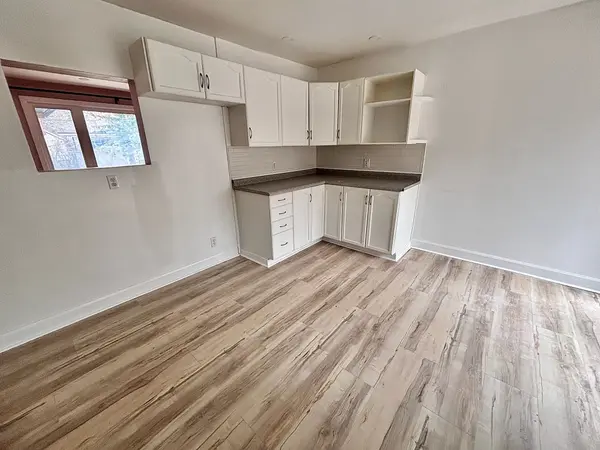 379 ST DENIS ST, Vanier And Kingsview Park, ON K1L 5H8