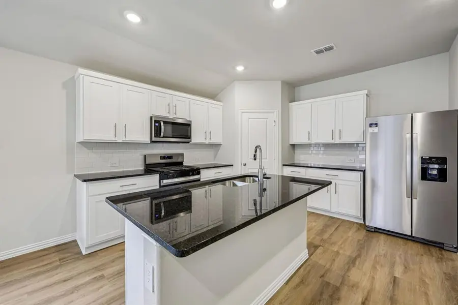 1556 Coldwater Way, Crandall, TX 75114