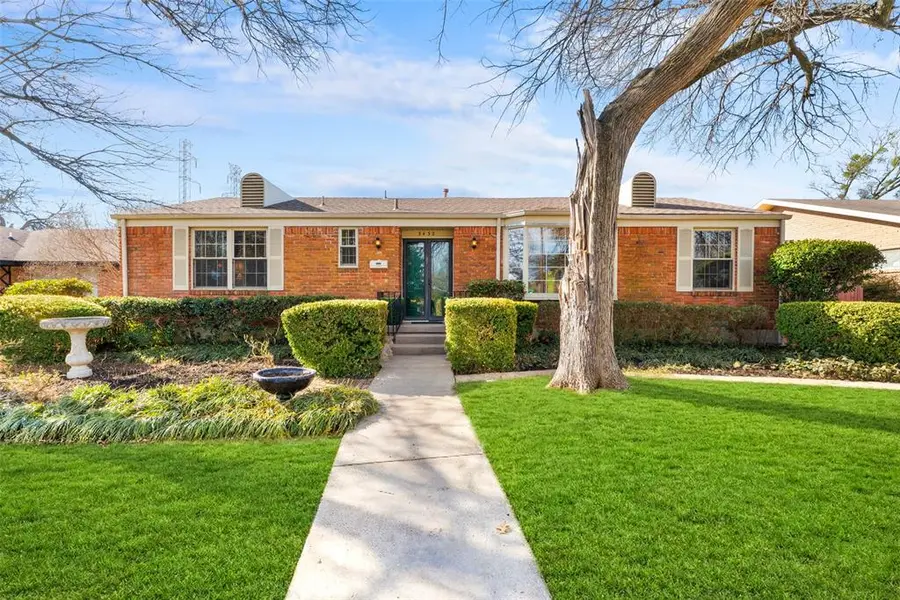 3432 Mapleleaf Lane, Dallas, TX 75233