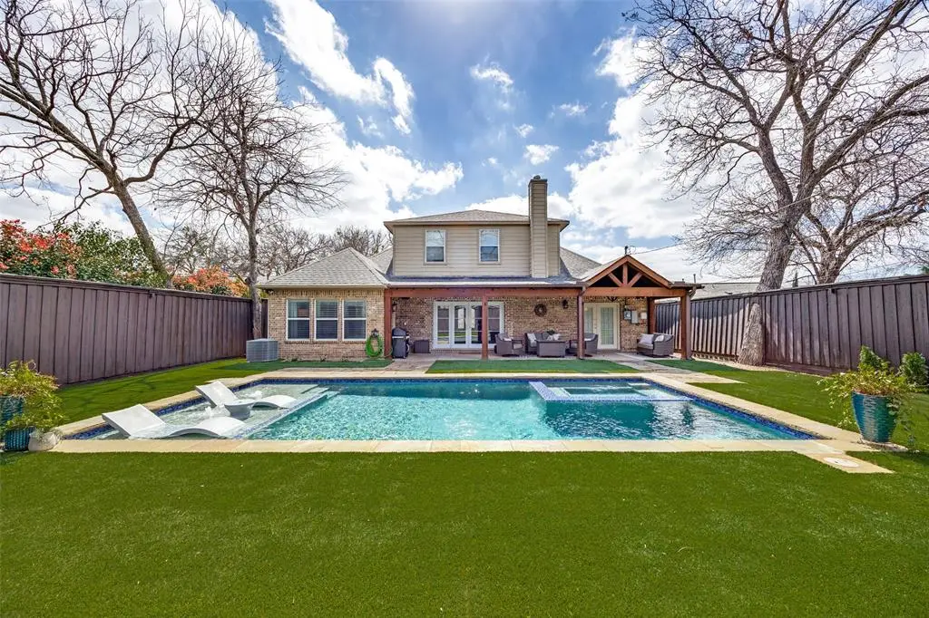 3763 Manana Drive, Dallas, TX 75220