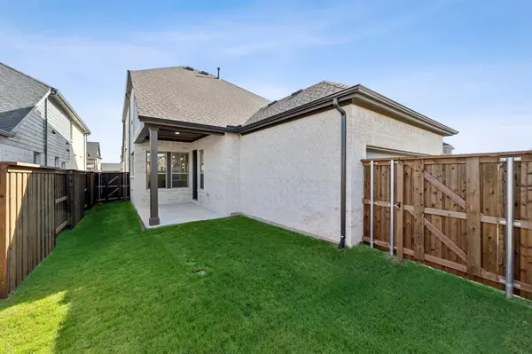 1842 Cole Road, Van Alstyne, TX 75495