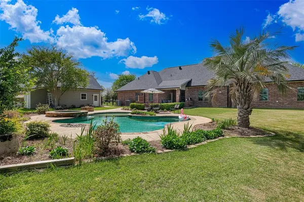 240 Cattail Trail, Benton, LA 71006