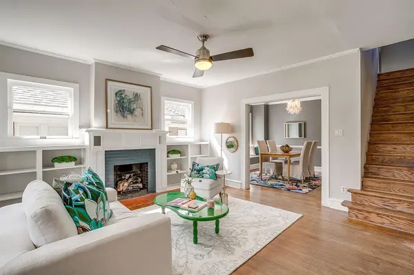 2222 W Magnolia Avenue, Fort Worth, TX 76110