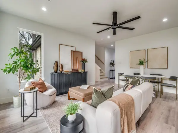 974 Woodacre Drive, Dallas, TX 75241