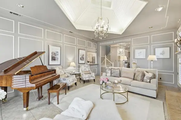 2410 Lone Oak Trail, Garland, TX 75044