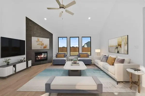 229 Pine Leaf Trail, Waxahachie, TX 75165