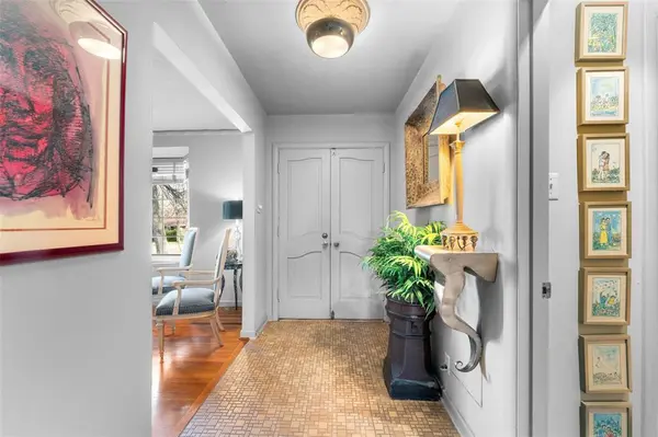 3432 Mapleleaf Lane, Dallas, TX 75233
