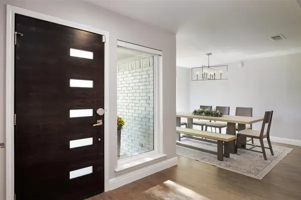 6639 Clearhaven Circle, Dallas, TX 75248