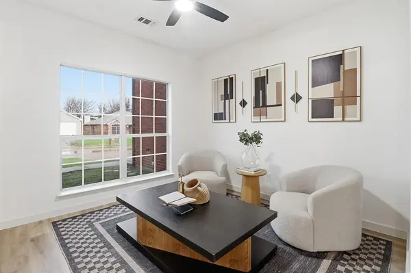 611 Joy Lane, Mansfield, TX 76063