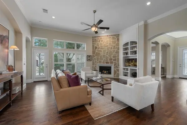 6166 Stapleford Circle, Dallas, TX 75252