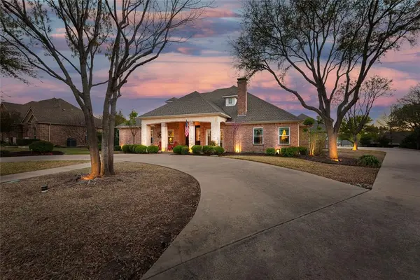 306 Lago Grande Trail, Wylie, TX 75098