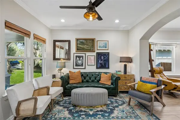 728 N Winnetka Avenue, Dallas, TX 75208