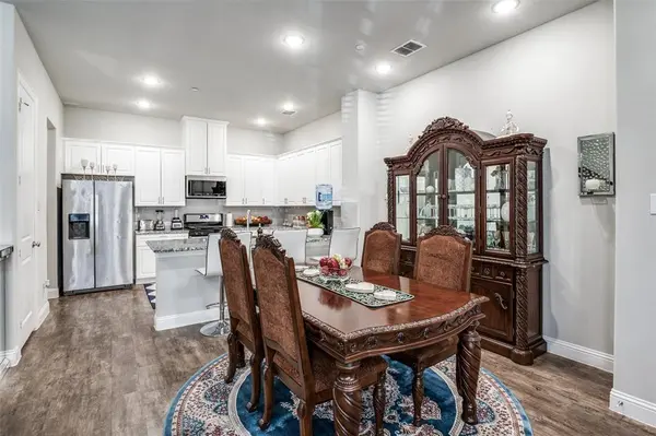 1560 Windermere Way, Farmers Branch, TX 75234