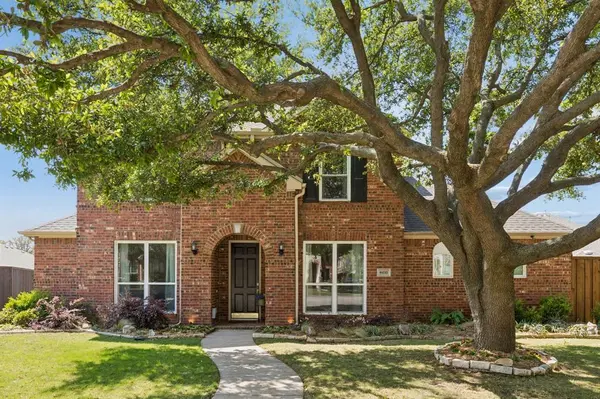 8410 Lexington Court, Rowlett, TX 75089