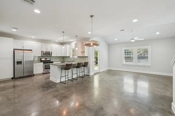 656 Bishop Heights Lane, Dallas, TX 75208